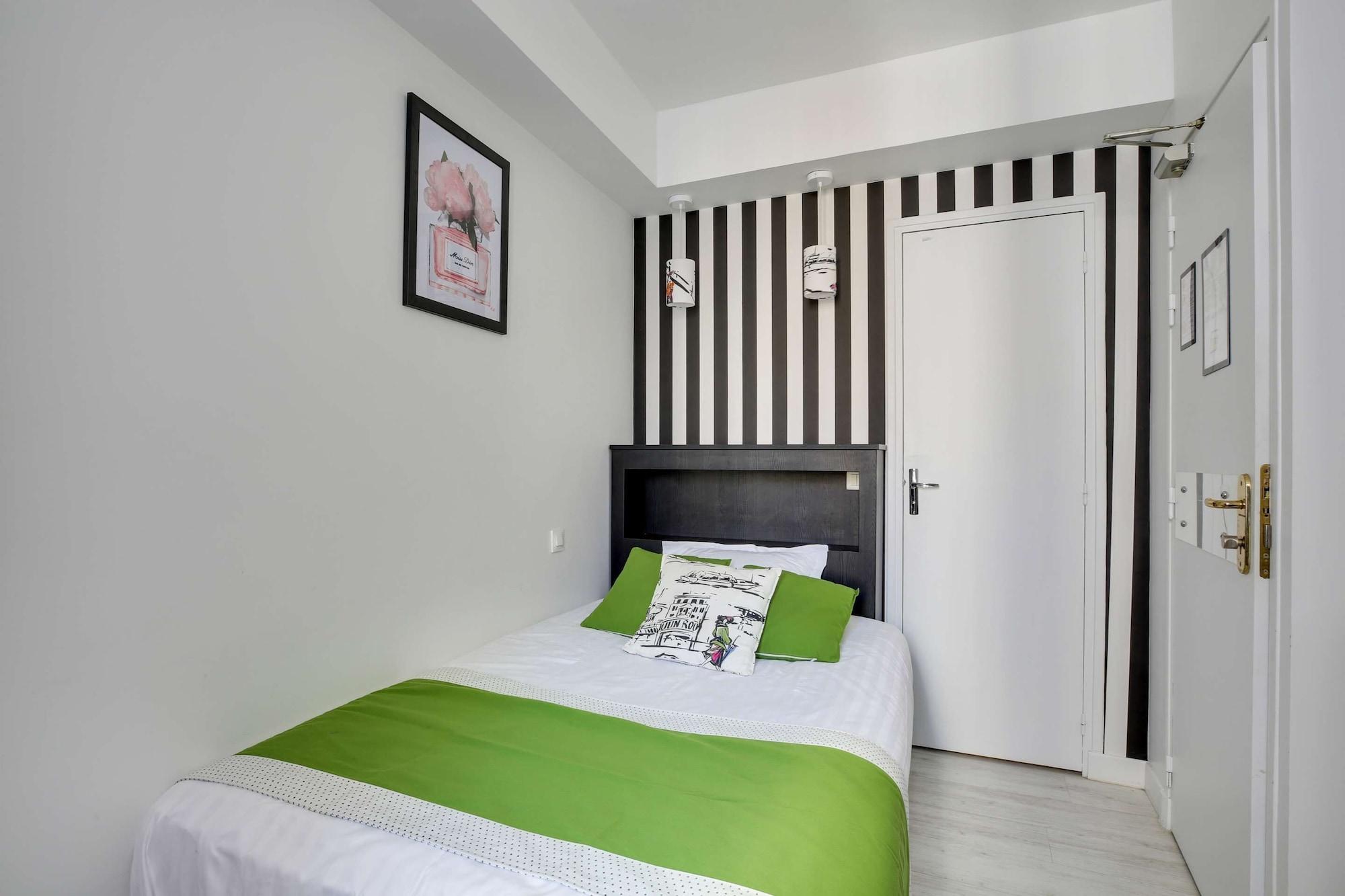 Hotel Riviera Elysees Paris Exterior foto